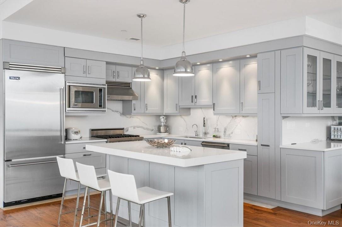 5 Renaissance Square # PH5E (36fl), White Plains, NY 10601