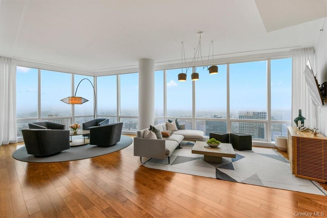 5 Renaissance Square # PH5E (36fl), White Plains, NY 10601