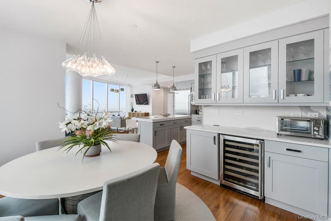 5 Renaissance Square # PH5E (36fl), White Plains, NY 10601