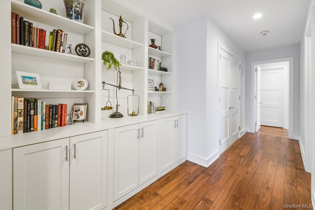 5 Renaissance Square # PH5E (36fl), White Plains, NY 10601