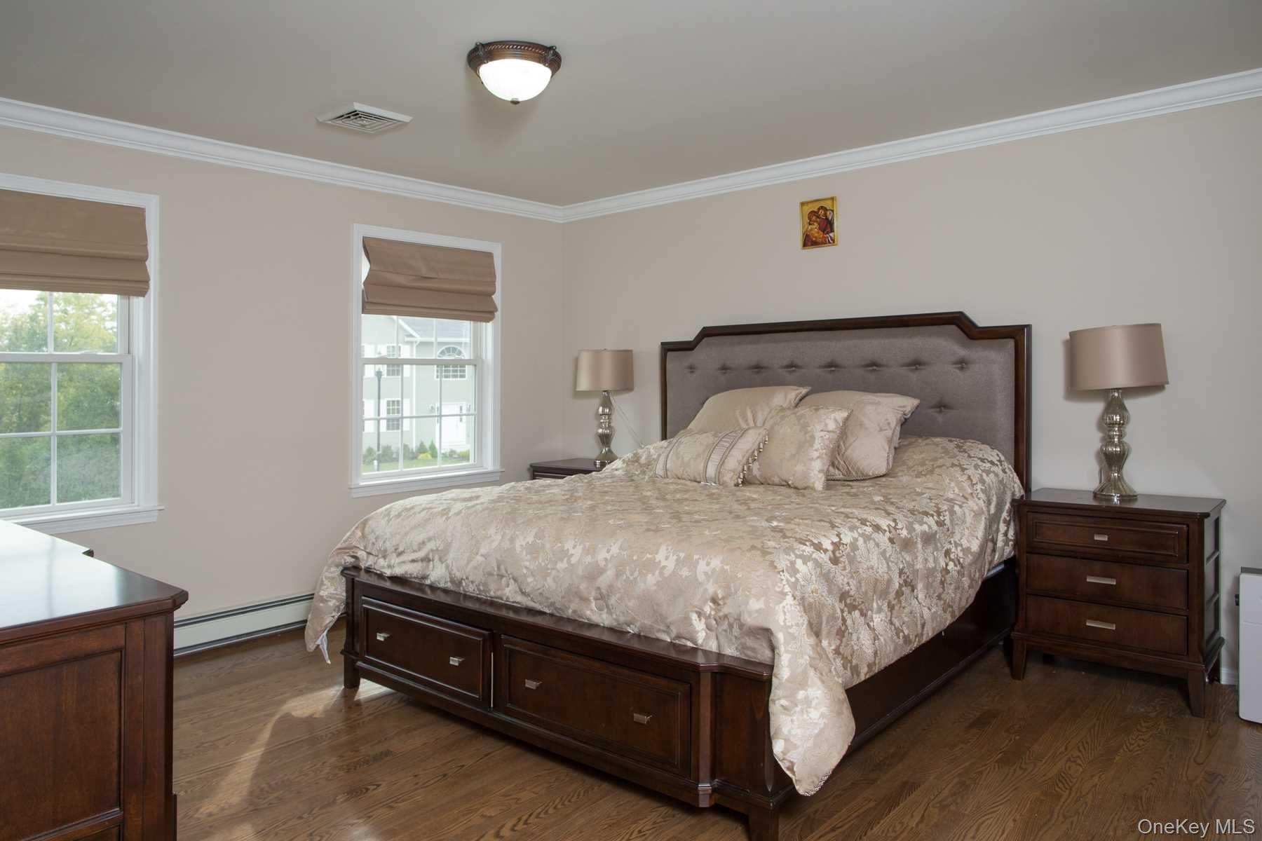 6 Jamil Court, Poughkeepsie, NY 12603