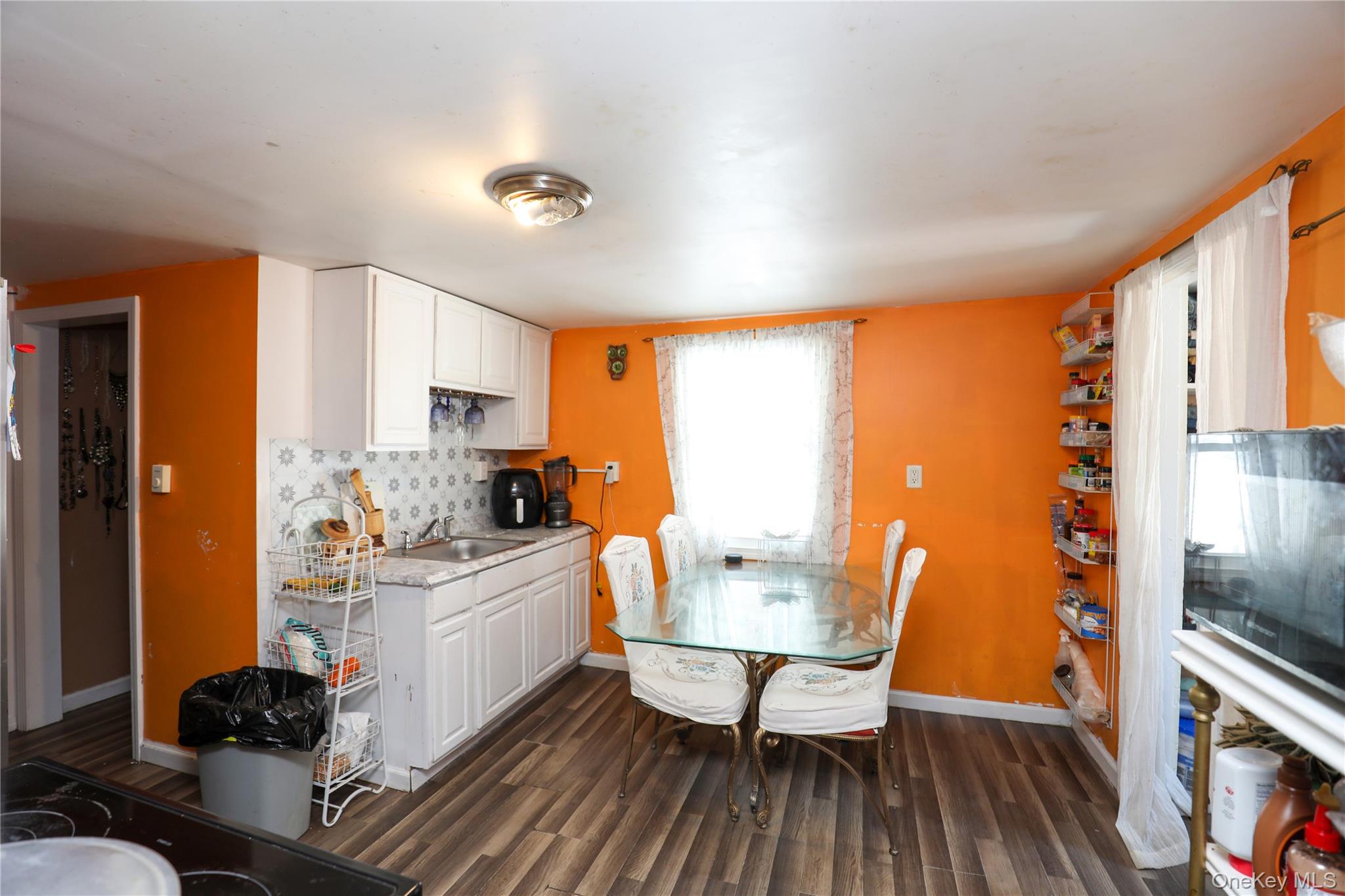 654 Broadway # 9W, Esopus, NY 12429