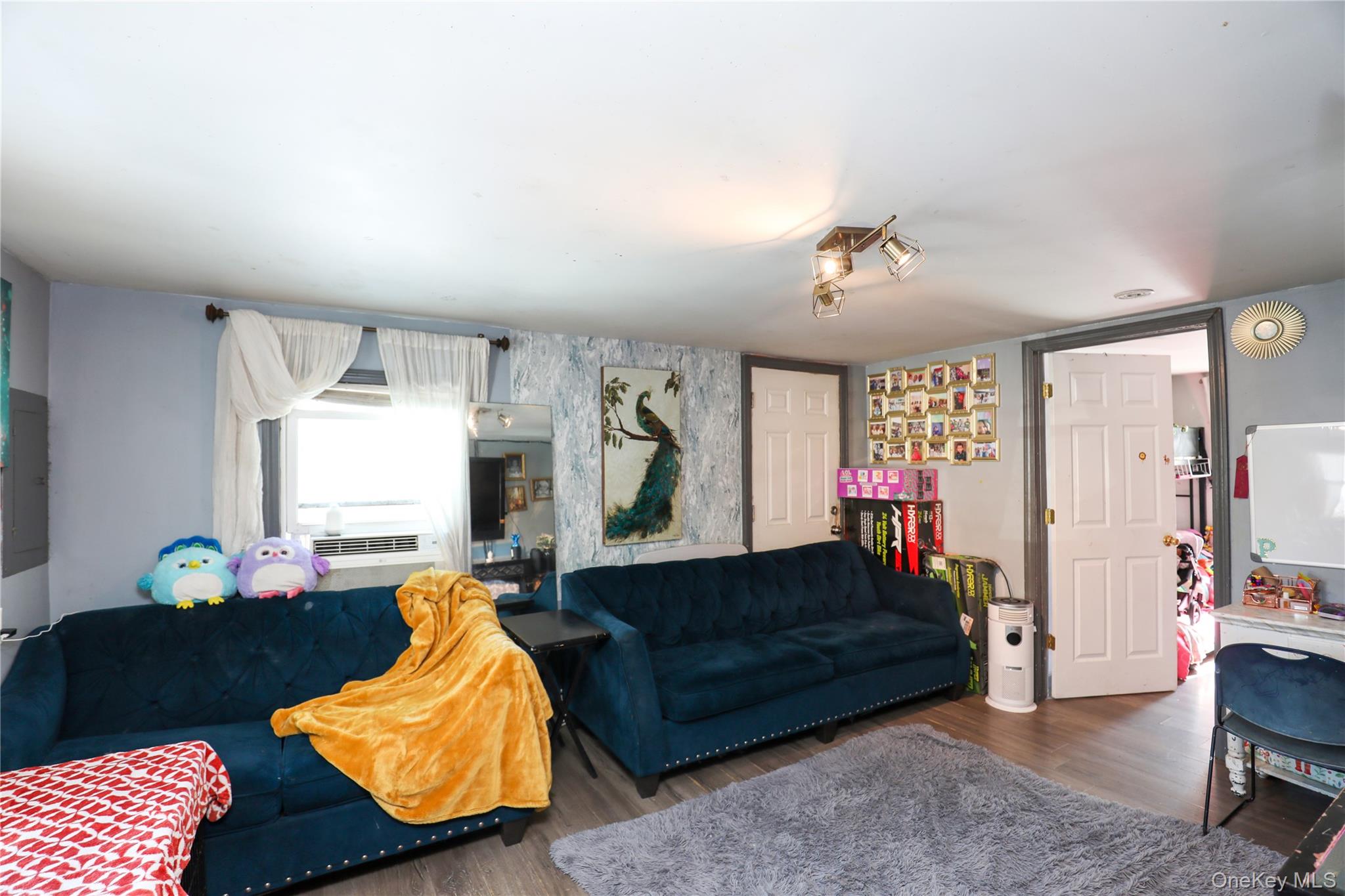 654 Broadway # 9W, Esopus, NY 12429