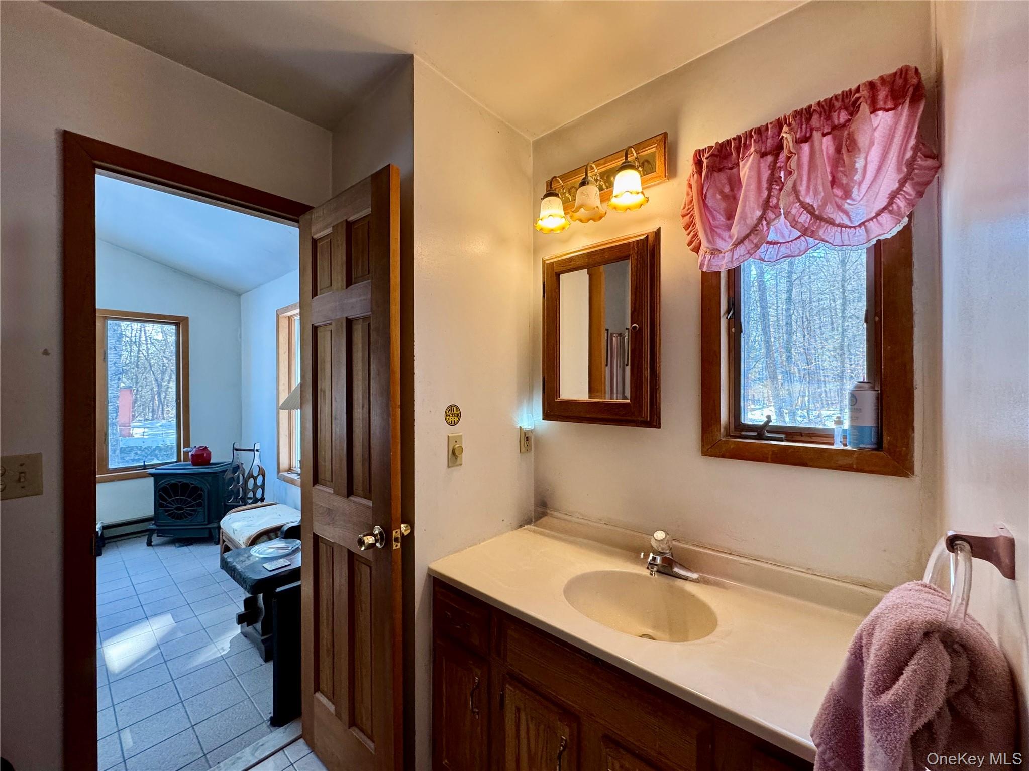 24 Palmer Road, Catskill, NY 12414