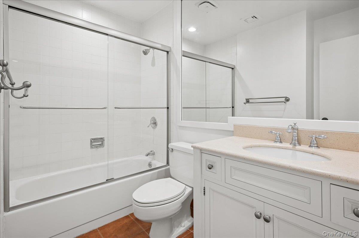 70 Waters Edge # 70, Rye, NY 10580