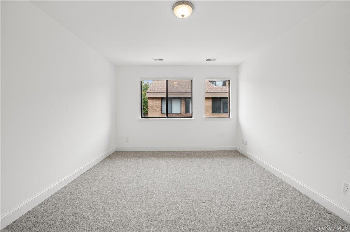 70 Waters Edge # 70, Rye, NY 10580