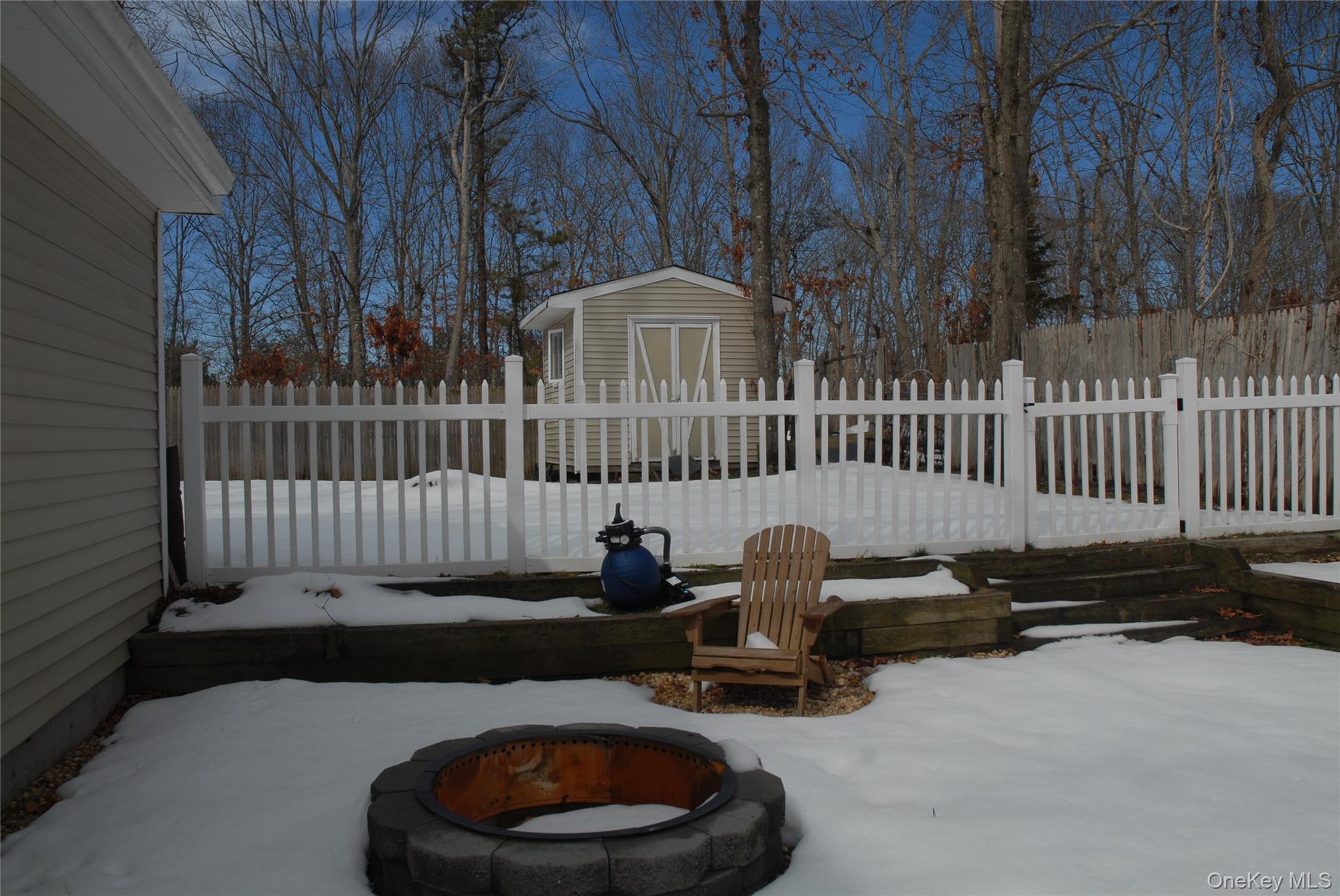 137 Carleton Drive E, Shirley, NY 11967