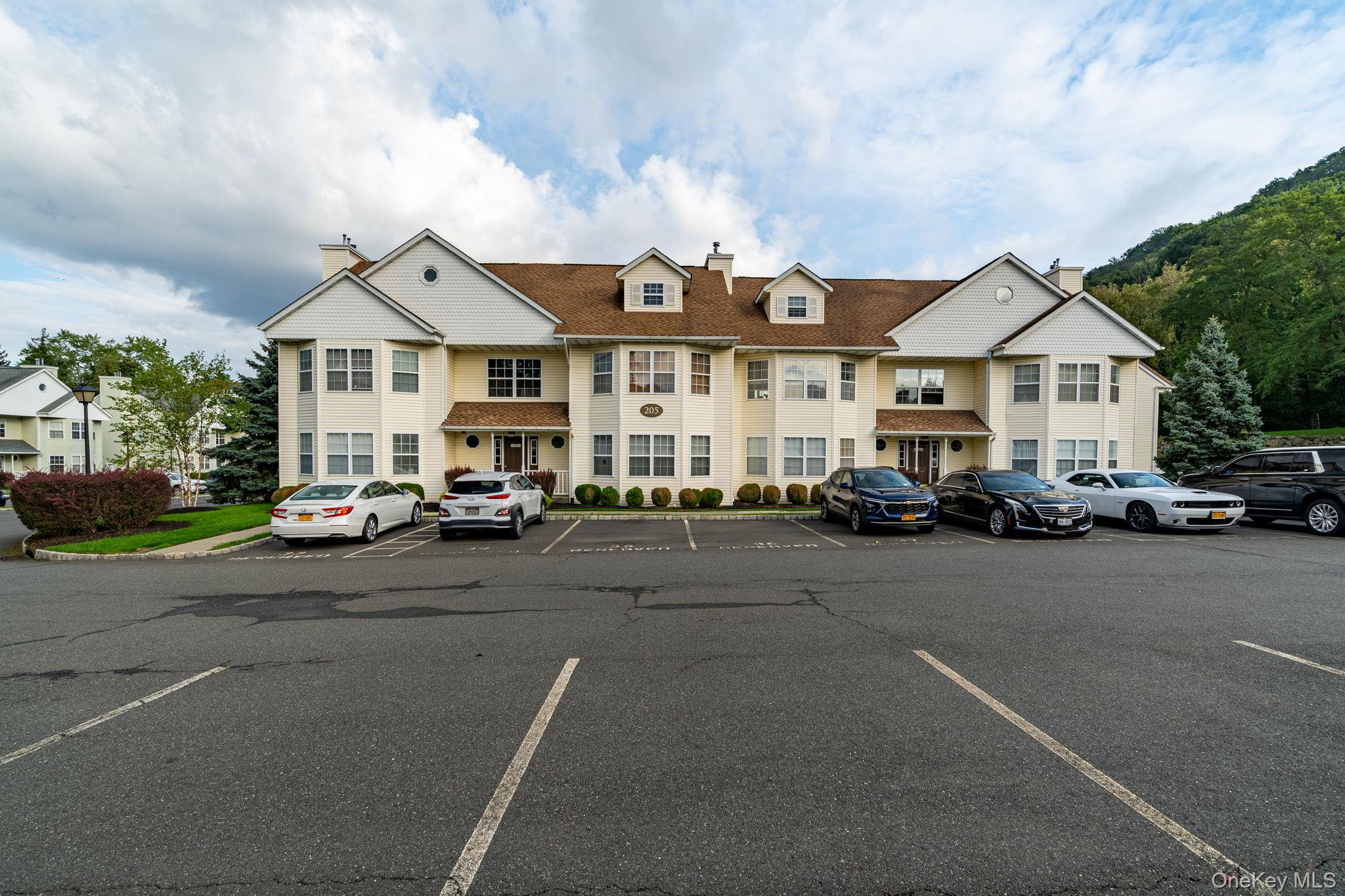 205 Ramapo Road # H, Garnerville, NY 10923