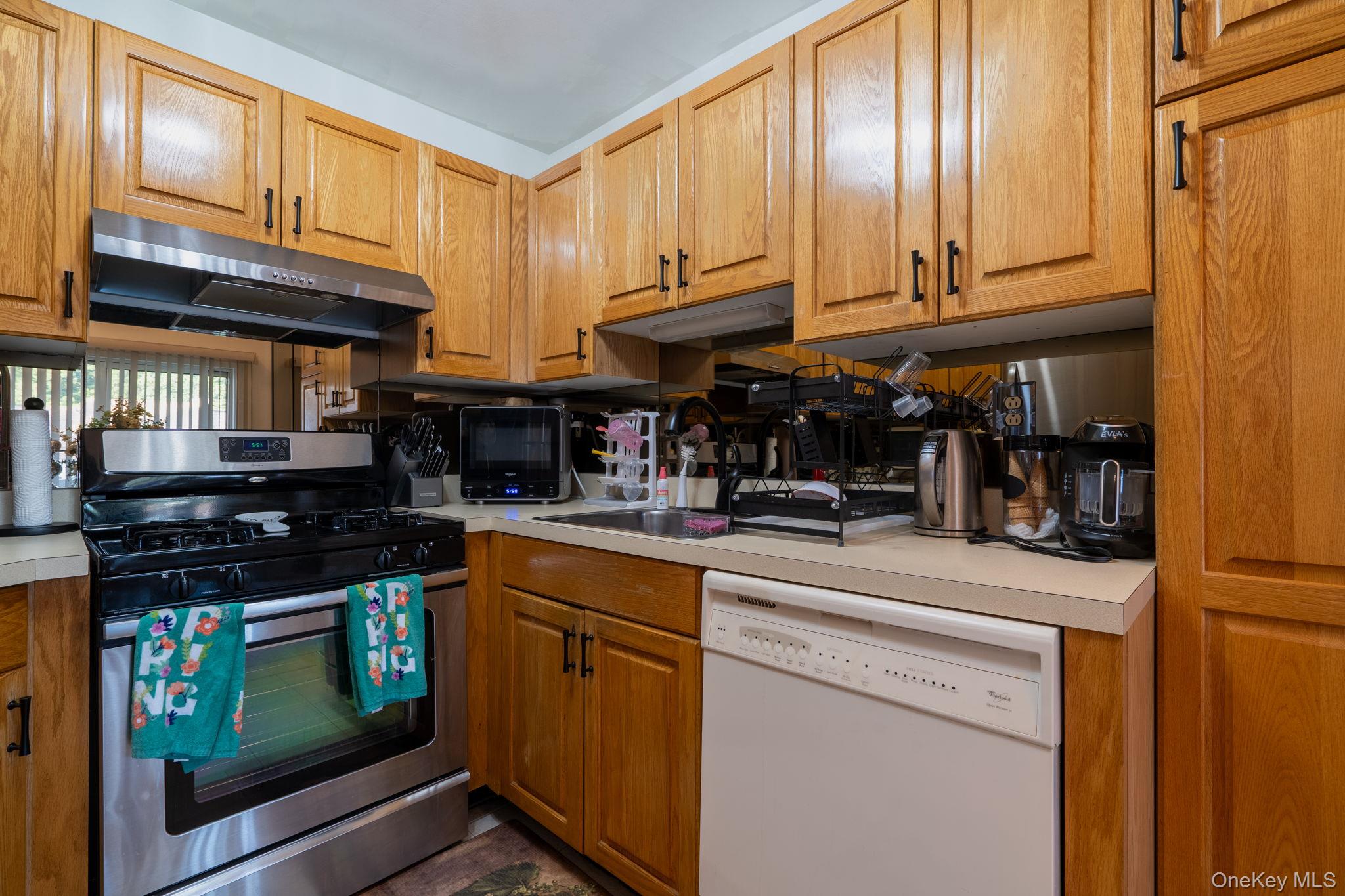 205 Ramapo Road # H, Garnerville, NY 10923