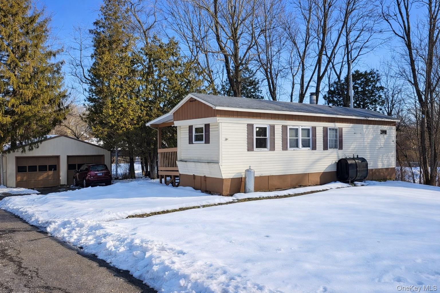 20 Tenth Street, Catskill, NY 12414