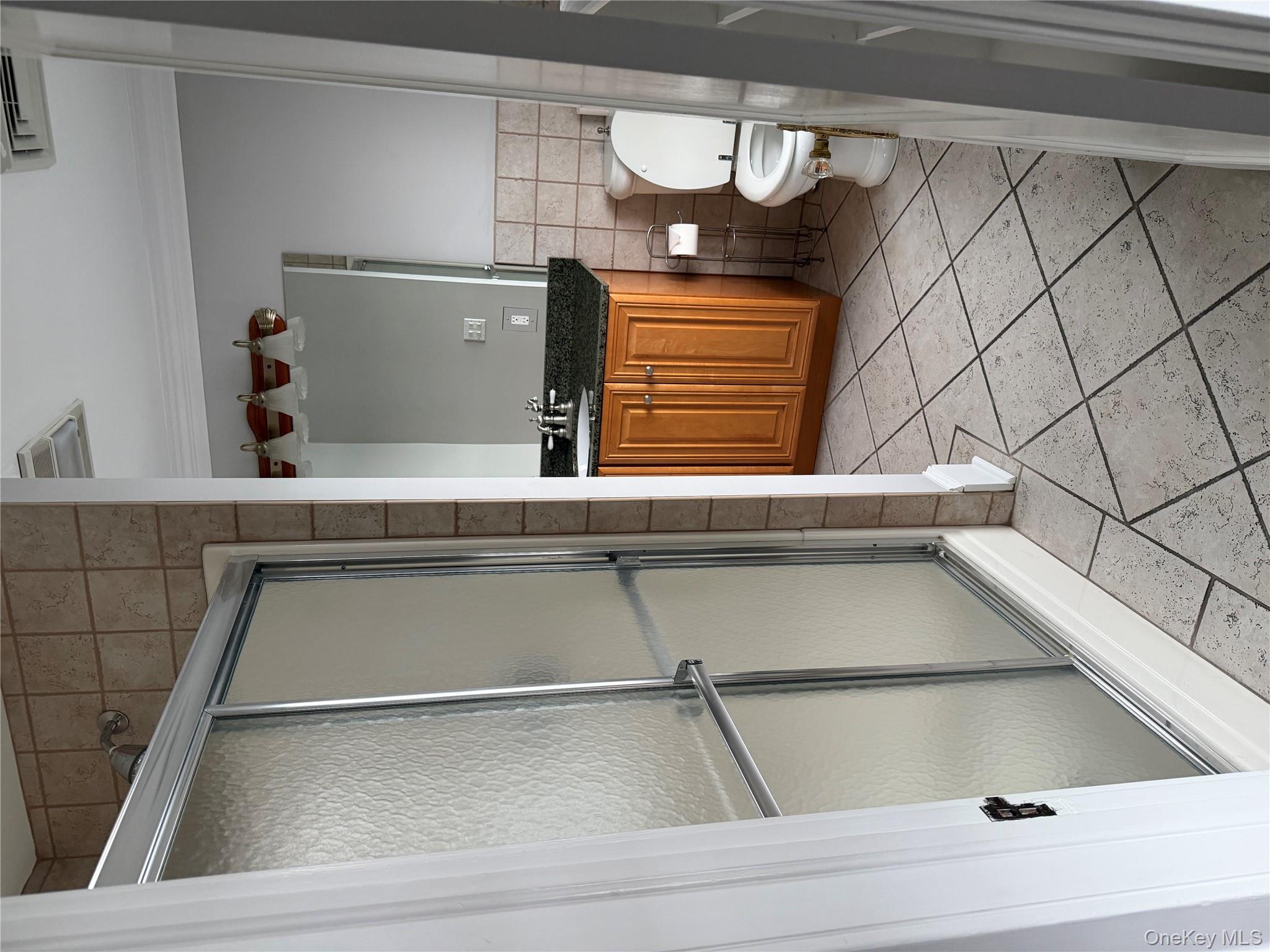 1230 HOPEWELL AVE., Fishkill, NY 12524