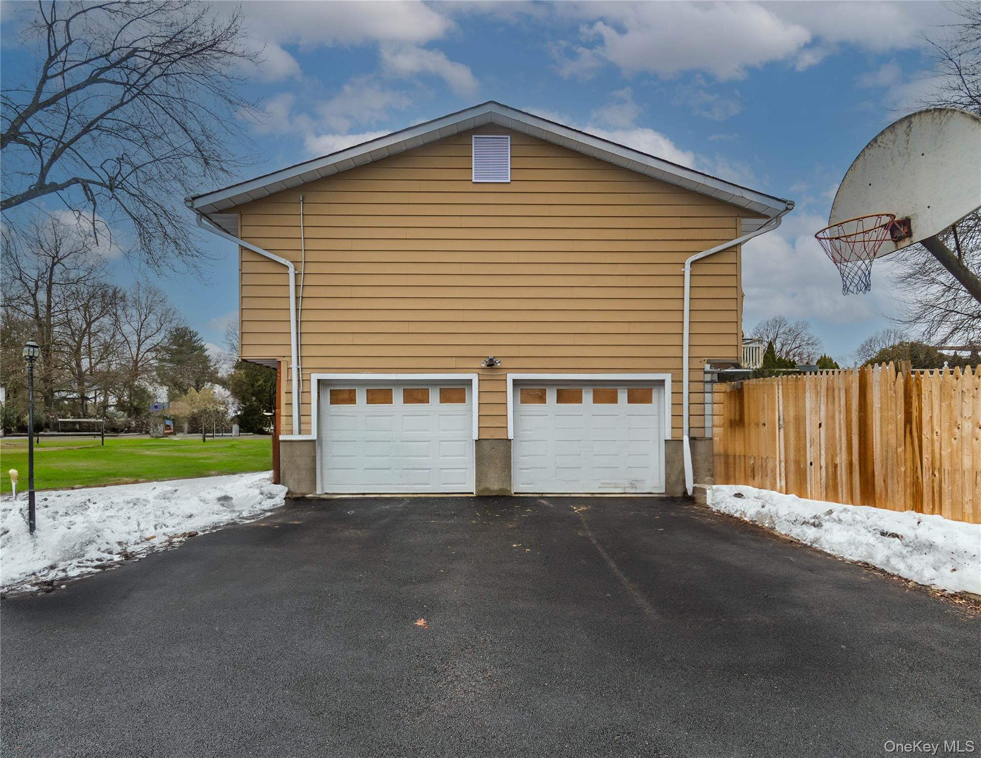 6 Reggie Drive, Wappingers Falls, NY 12590