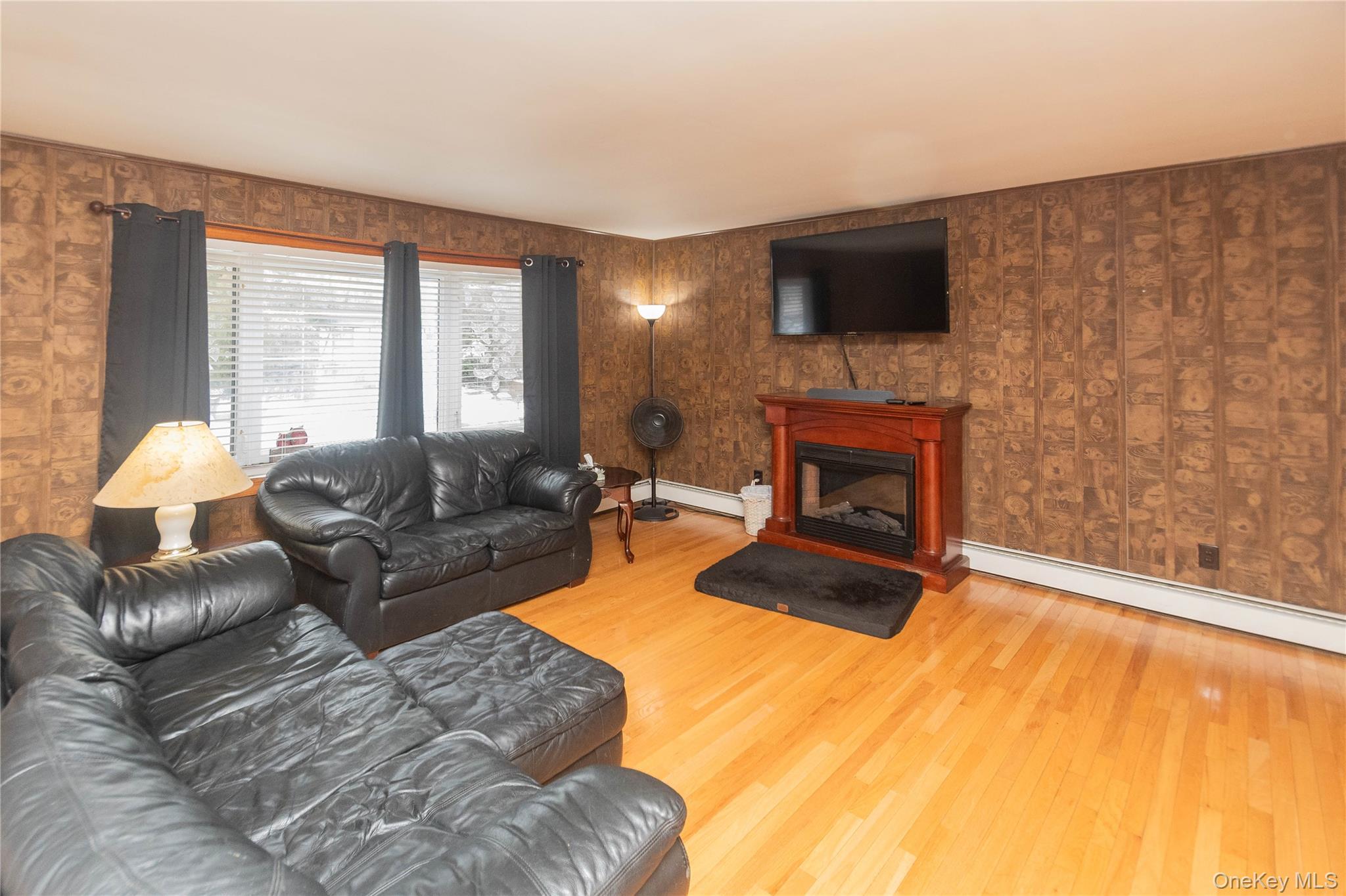 6 Reggie Drive, Wappingers Falls, NY 12590