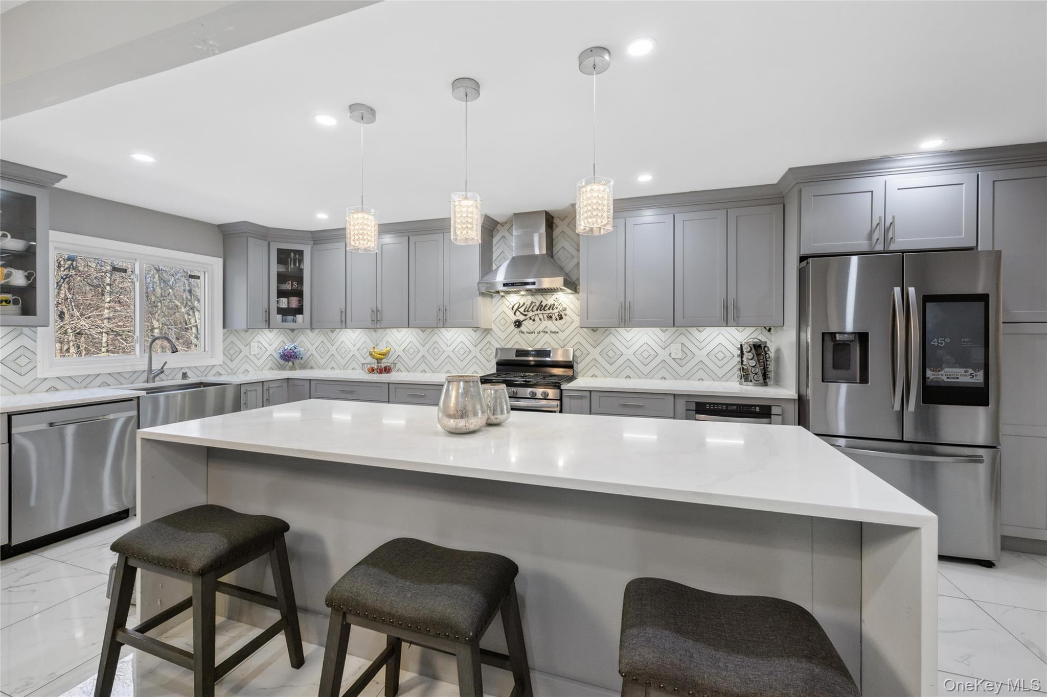 1061 Fordham Lane, Woodmere, NY 11598