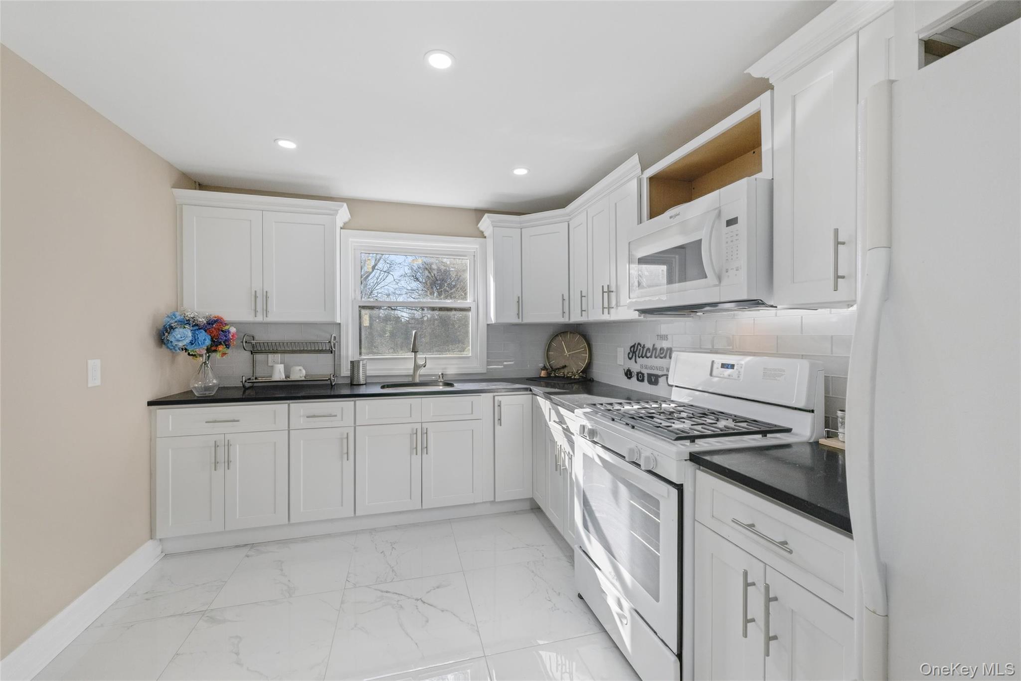 1061 Fordham Lane, Woodmere, NY 11598