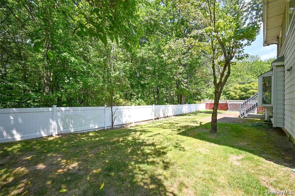 1061 Fordham Lane, Woodmere, NY 11598