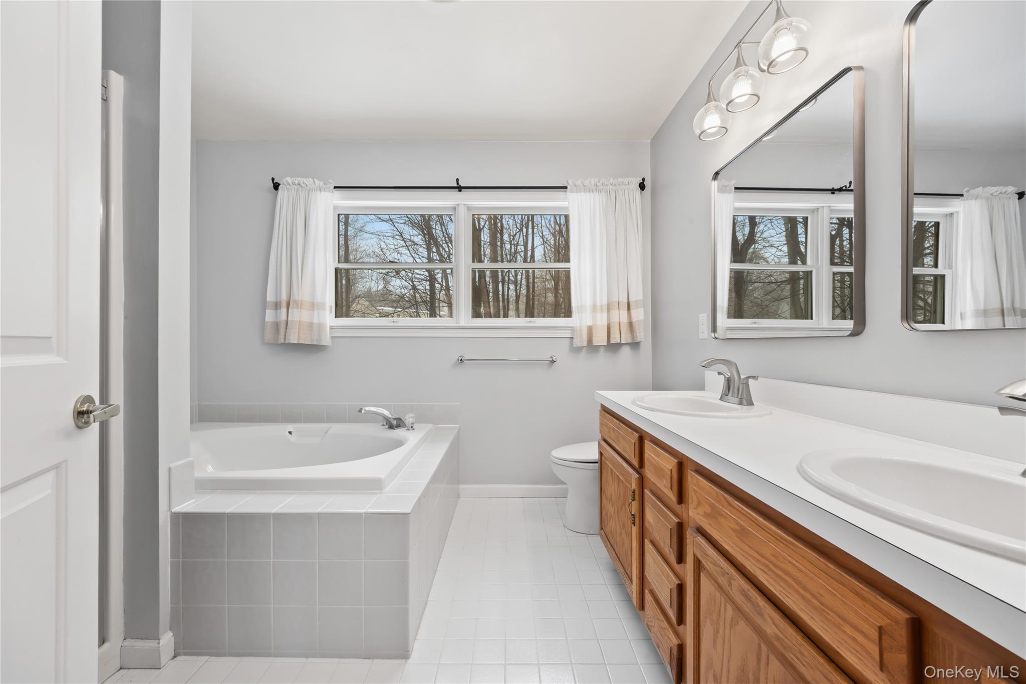 11 Doolin Road, New City, NY 10956