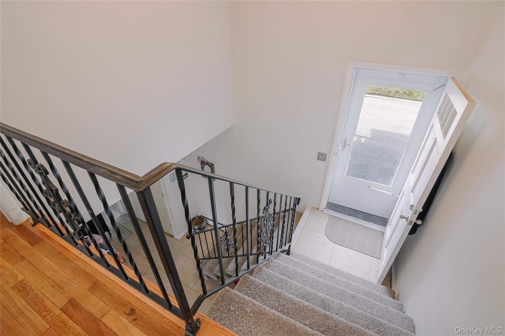 24 Alpine Drive # F, Wappingers Falls, NY 12590