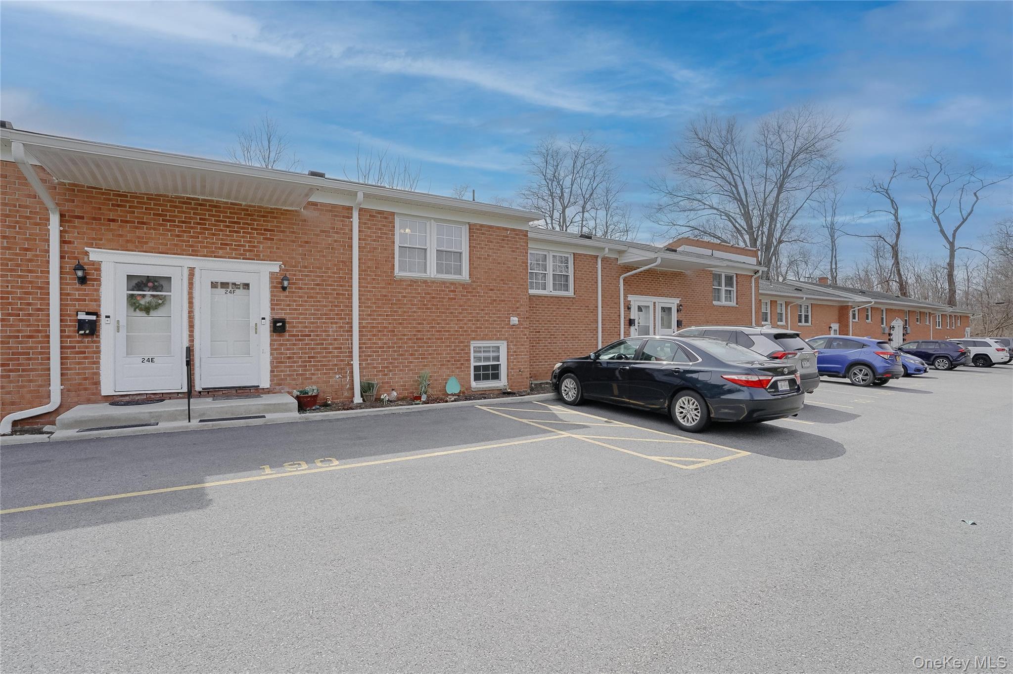 24 Alpine Drive # F, Wappingers Falls, NY 12590