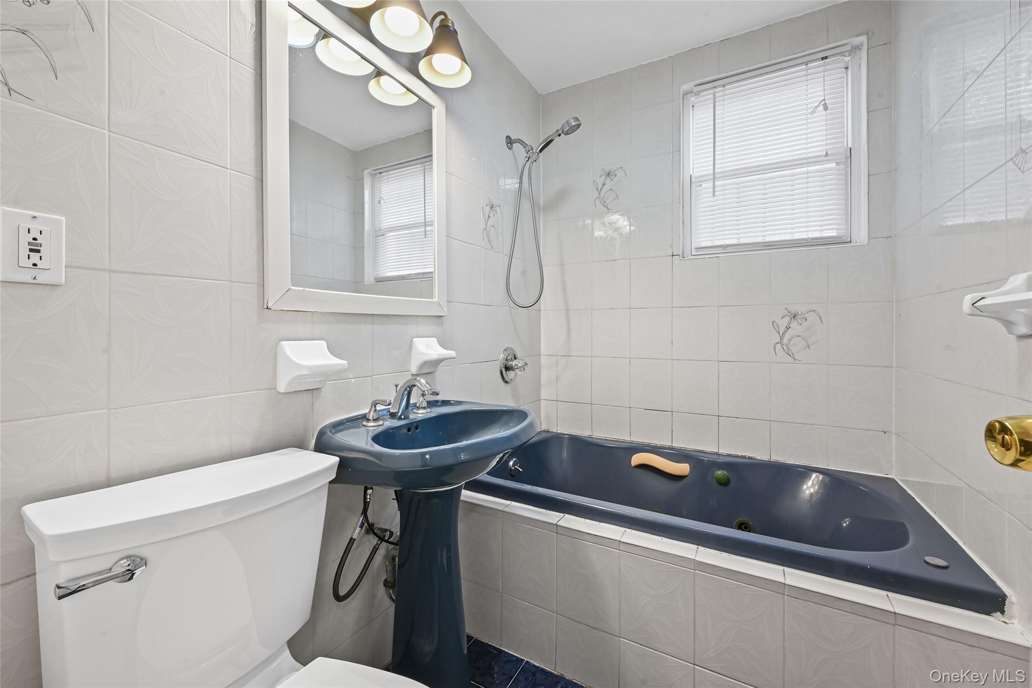 151-67 27th Avenue, Flushing, NY 11354