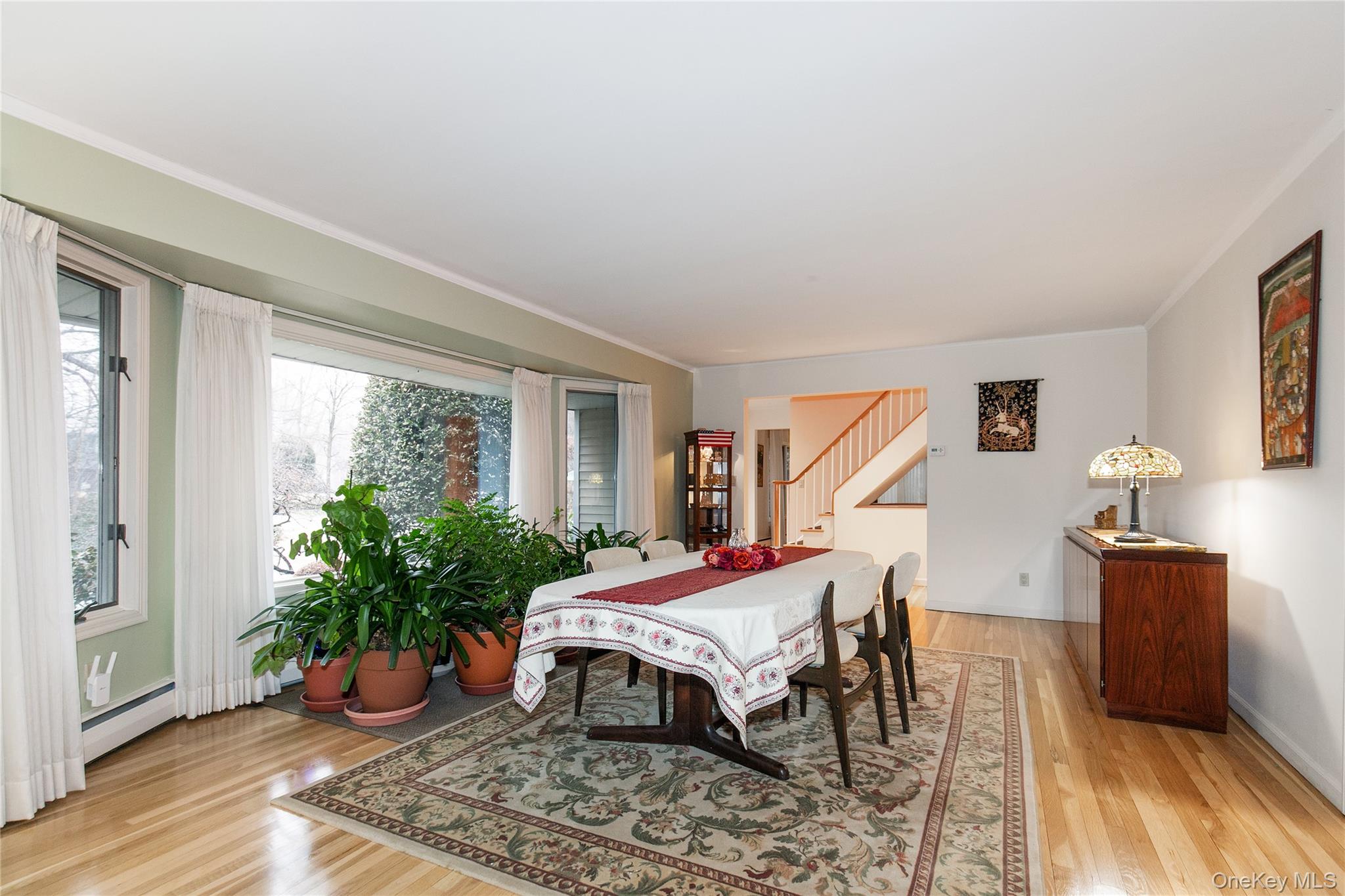 1 The Brae, Woodbury, NY 11797