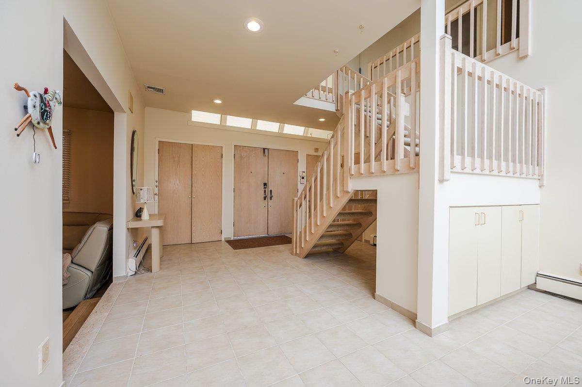 40 Cayuga Avenue, Atlantic Beach, NY 11509