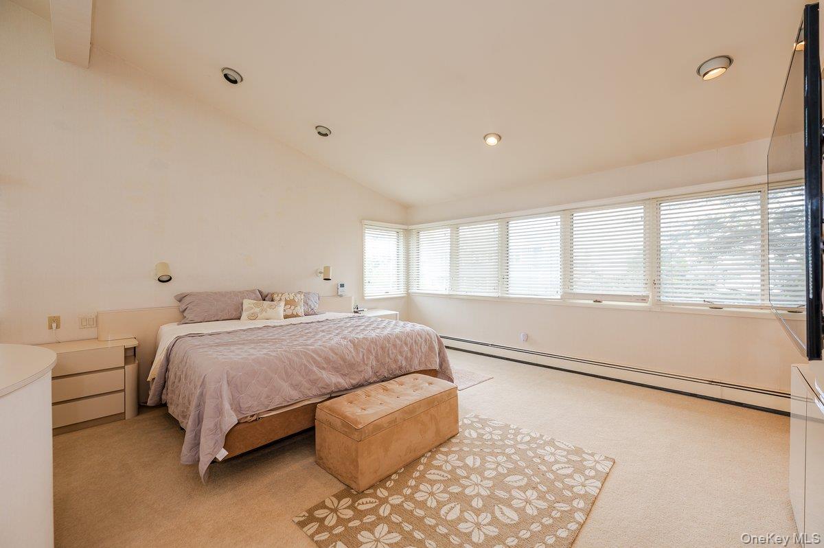 40 Cayuga Avenue, Atlantic Beach, NY 11509