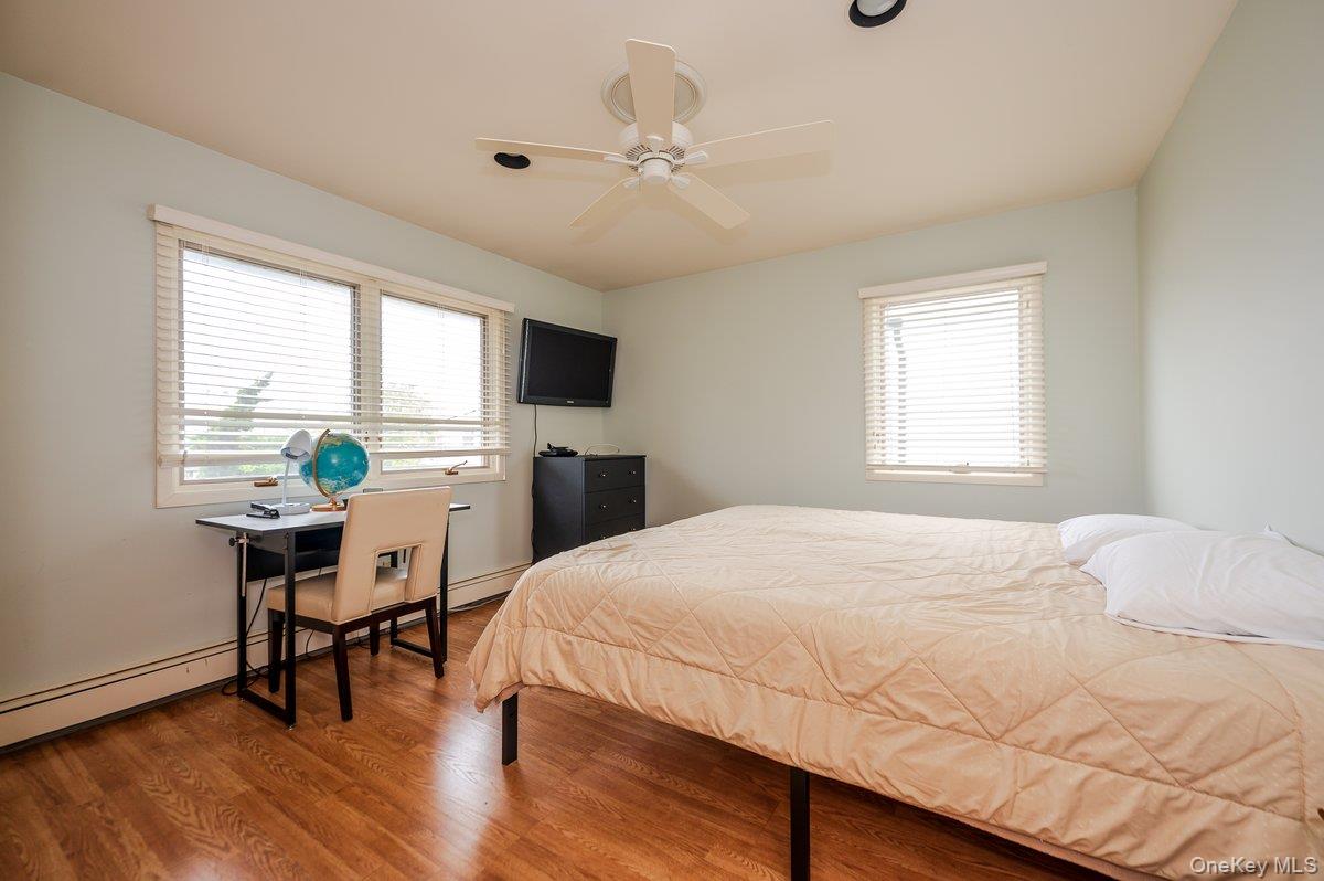 40 Cayuga Avenue, Atlantic Beach, NY 11509