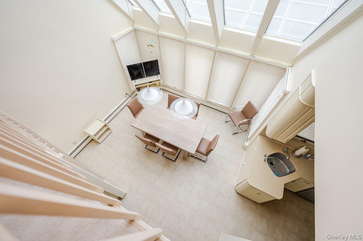 40 Cayuga Avenue, Atlantic Beach, NY 11509