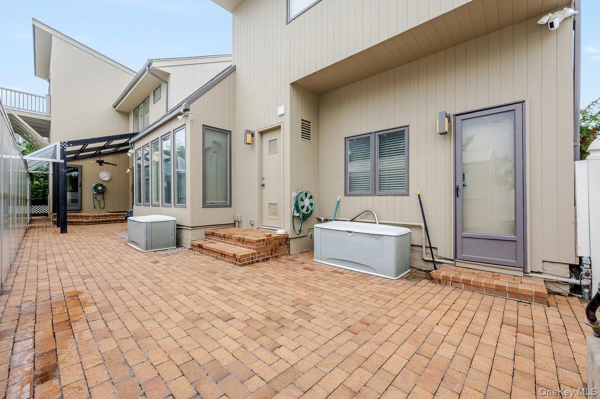 40 Cayuga Avenue, Atlantic Beach, NY 11509