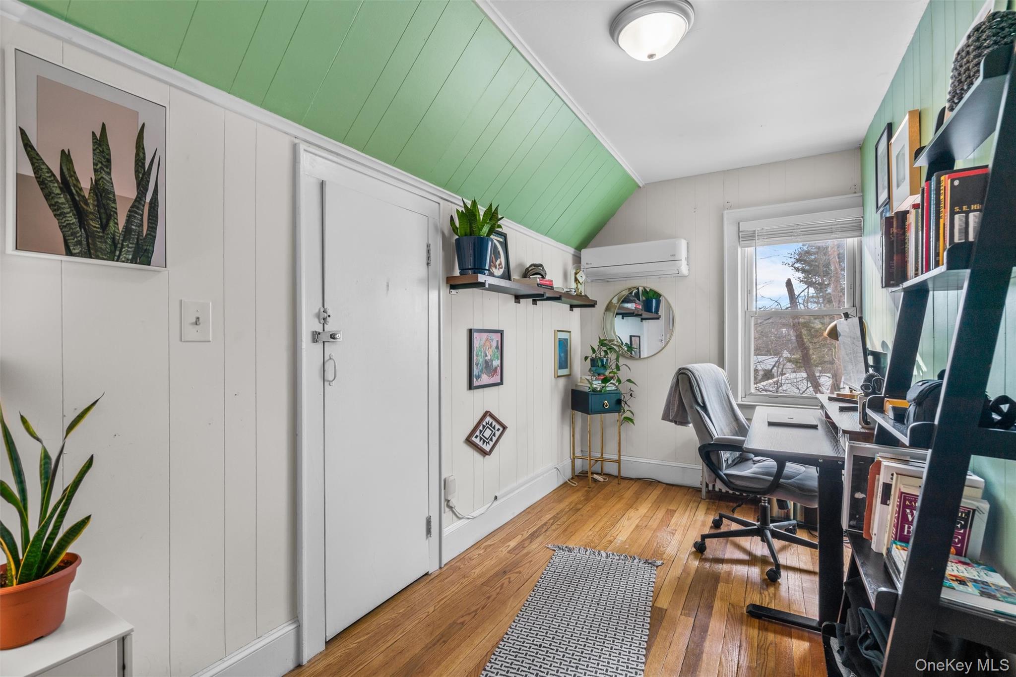 38 Post Hill Road, Mountain Dale, NY 12763