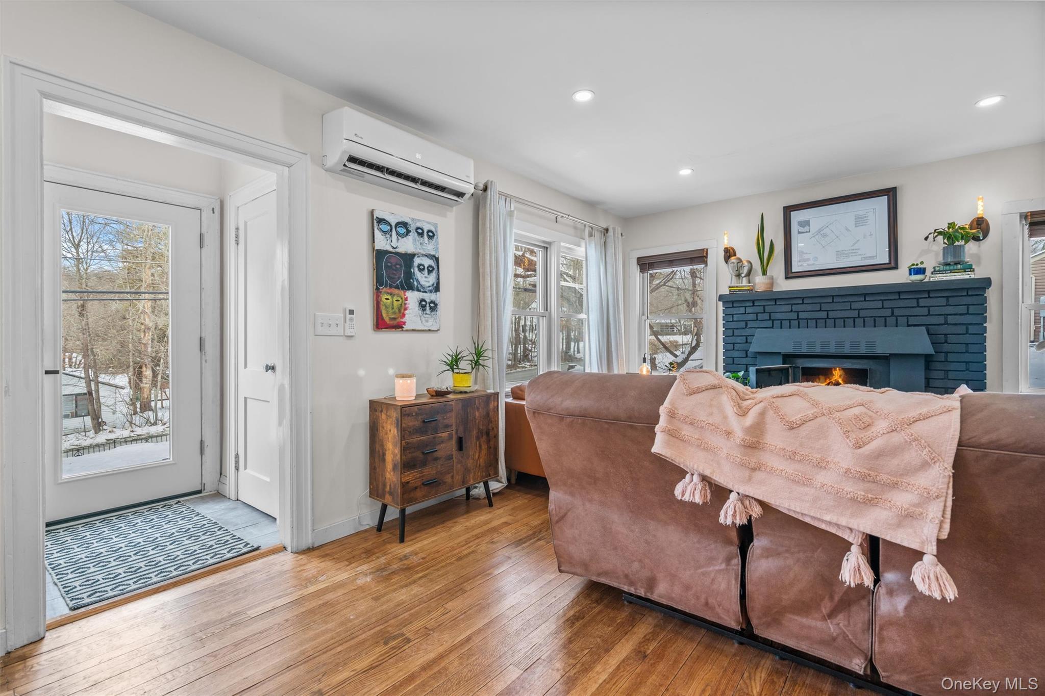 38 Post Hill Road, Mountain Dale, NY 12763