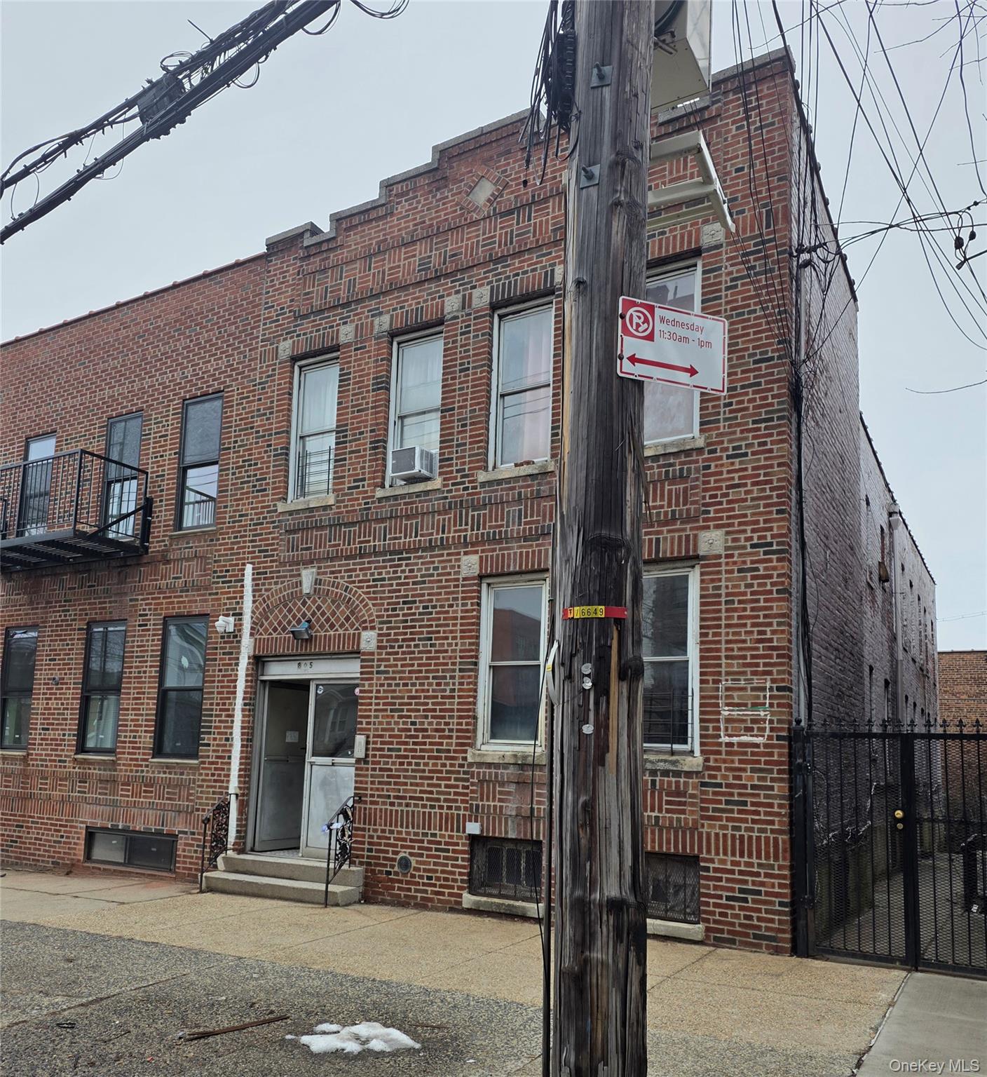 805 Adee Avenue, Bronx, NY 10467