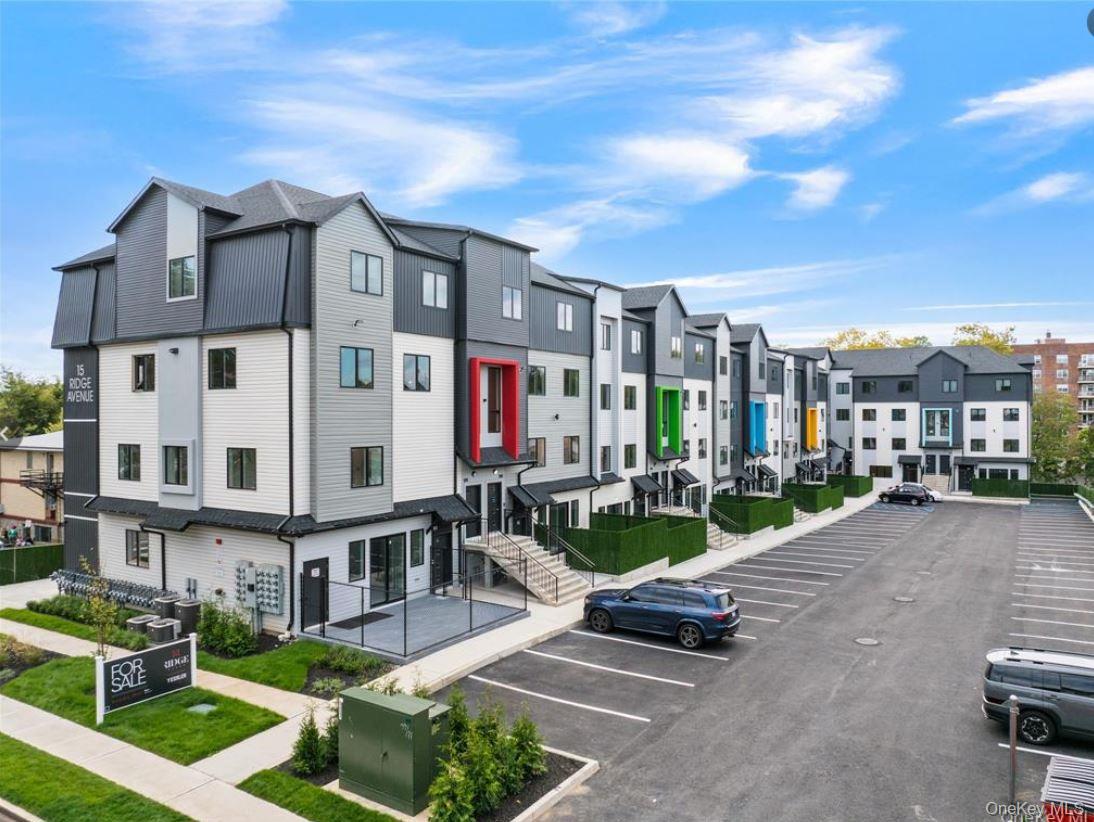 15 Ridge Avenue # 206, Spring Valley, NY 10977