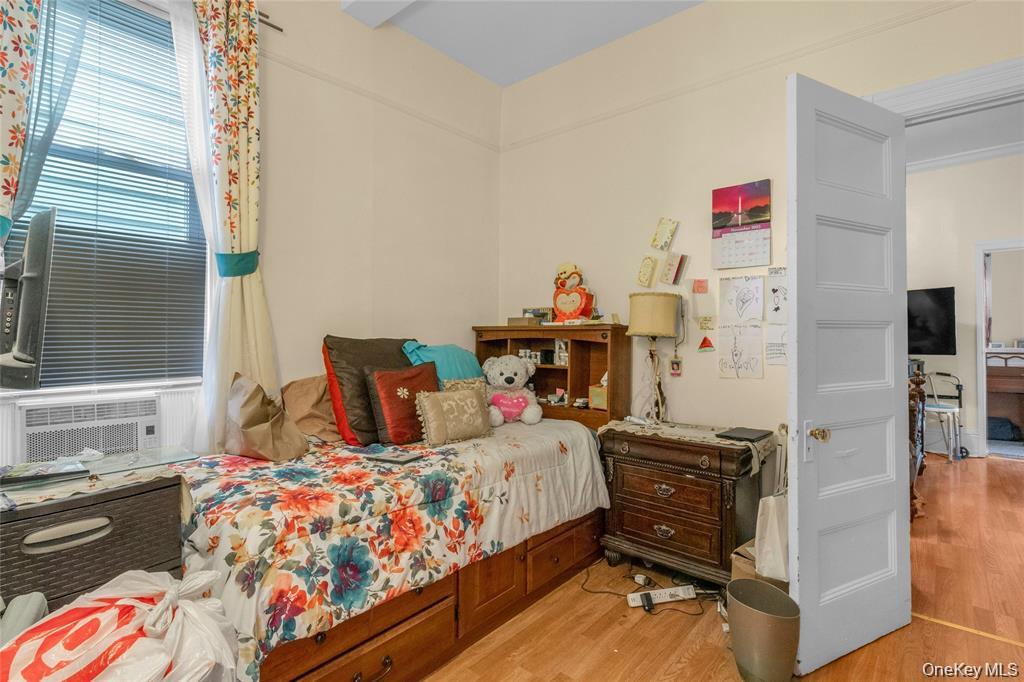 3713 Willett Avenue, Bronx, NY 10467