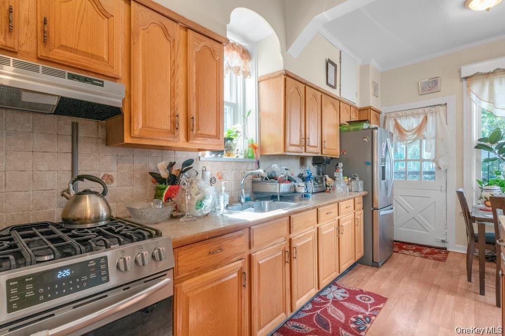 3713 Willett Avenue, Bronx, NY 10467