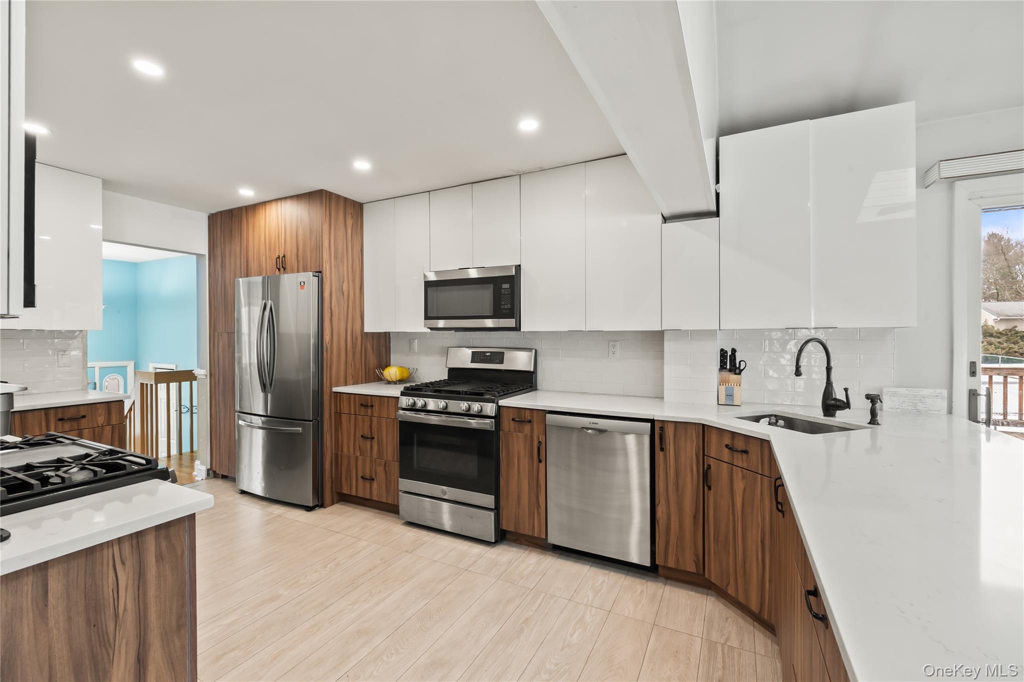 11 Castle Drive, Chestnut Ridge, NY 10977