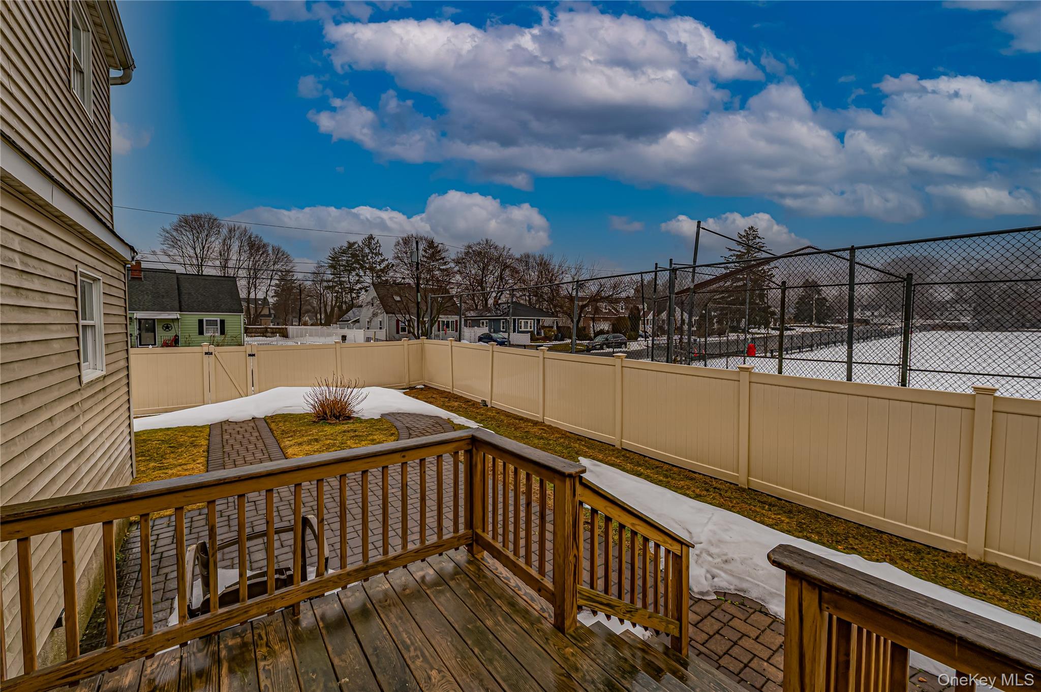 33 Maple Avenue, Kings Park, NY 11754