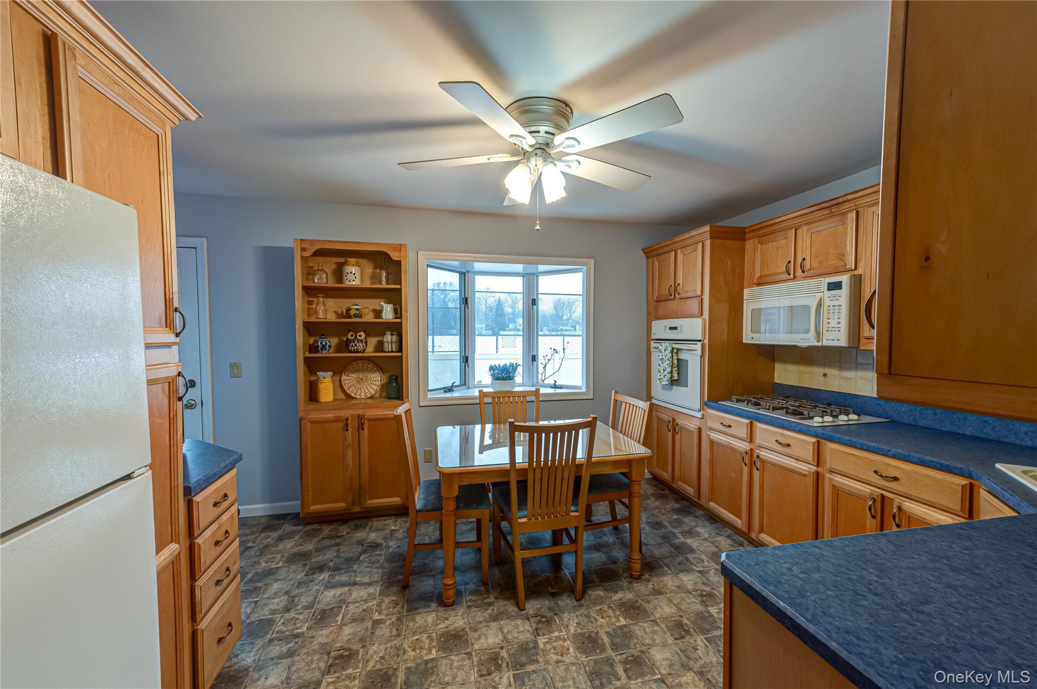 33 Maple Avenue, Kings Park, NY 11754