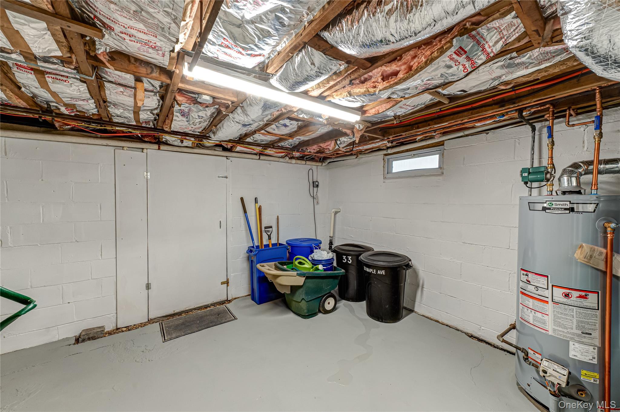 33 Maple Avenue, Kings Park, NY 11754