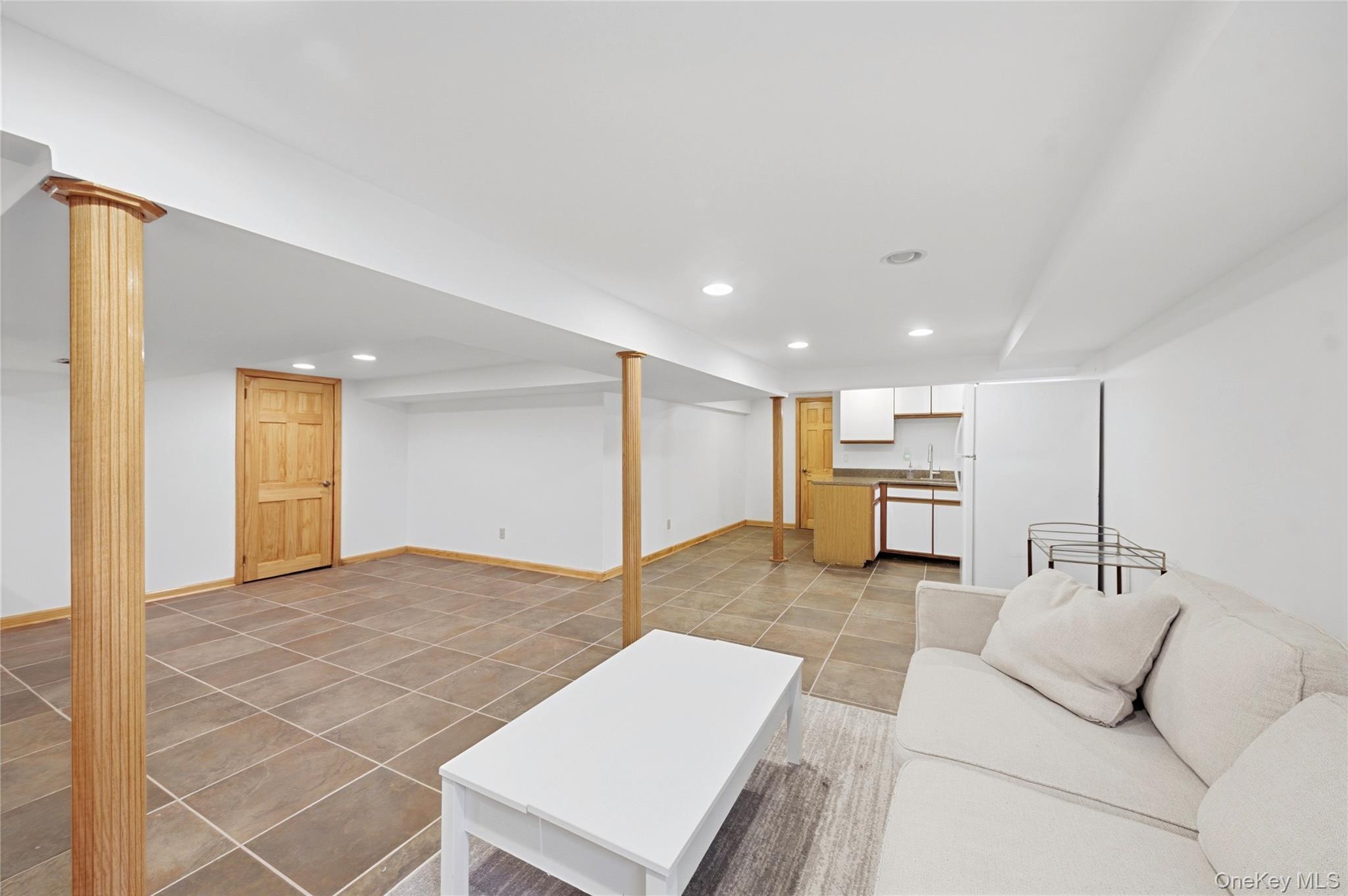 103 Heatherdell Road, Ardsley, NY 10502