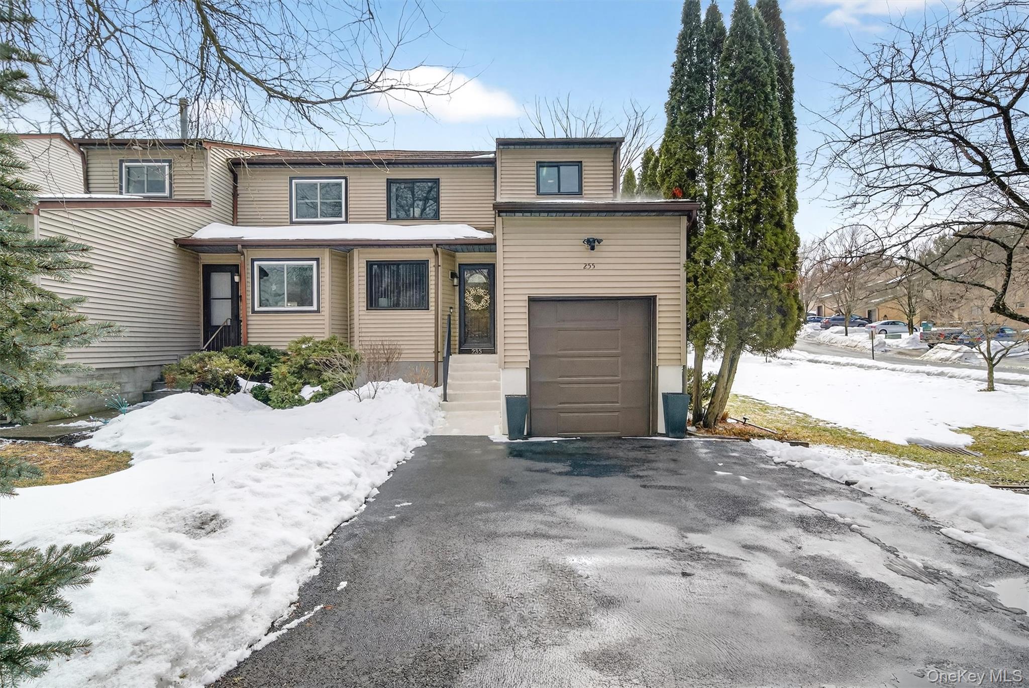 255 Sterling Place, Highland, NY 12528