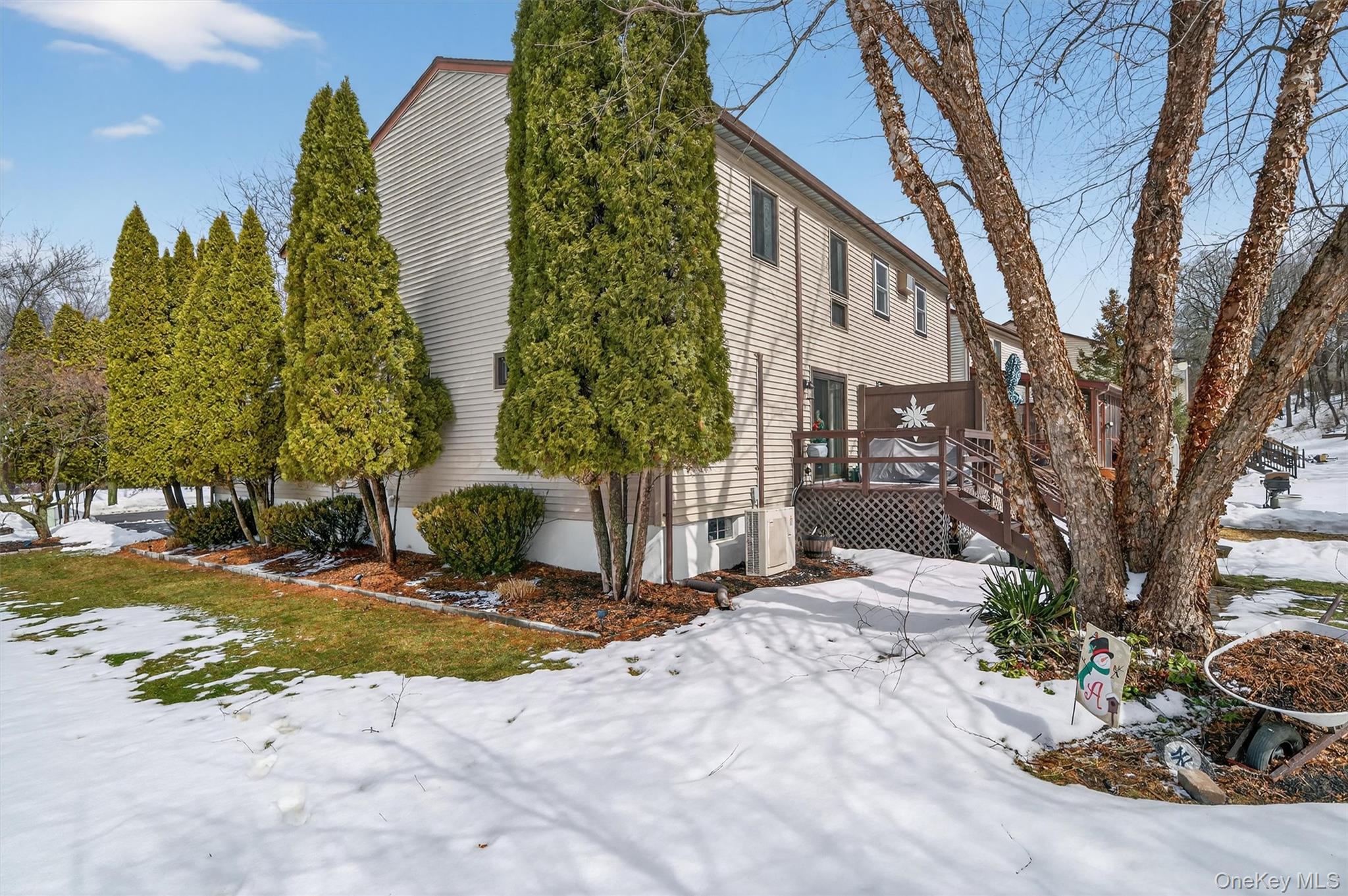 255 Sterling Place, Highland, NY 12528