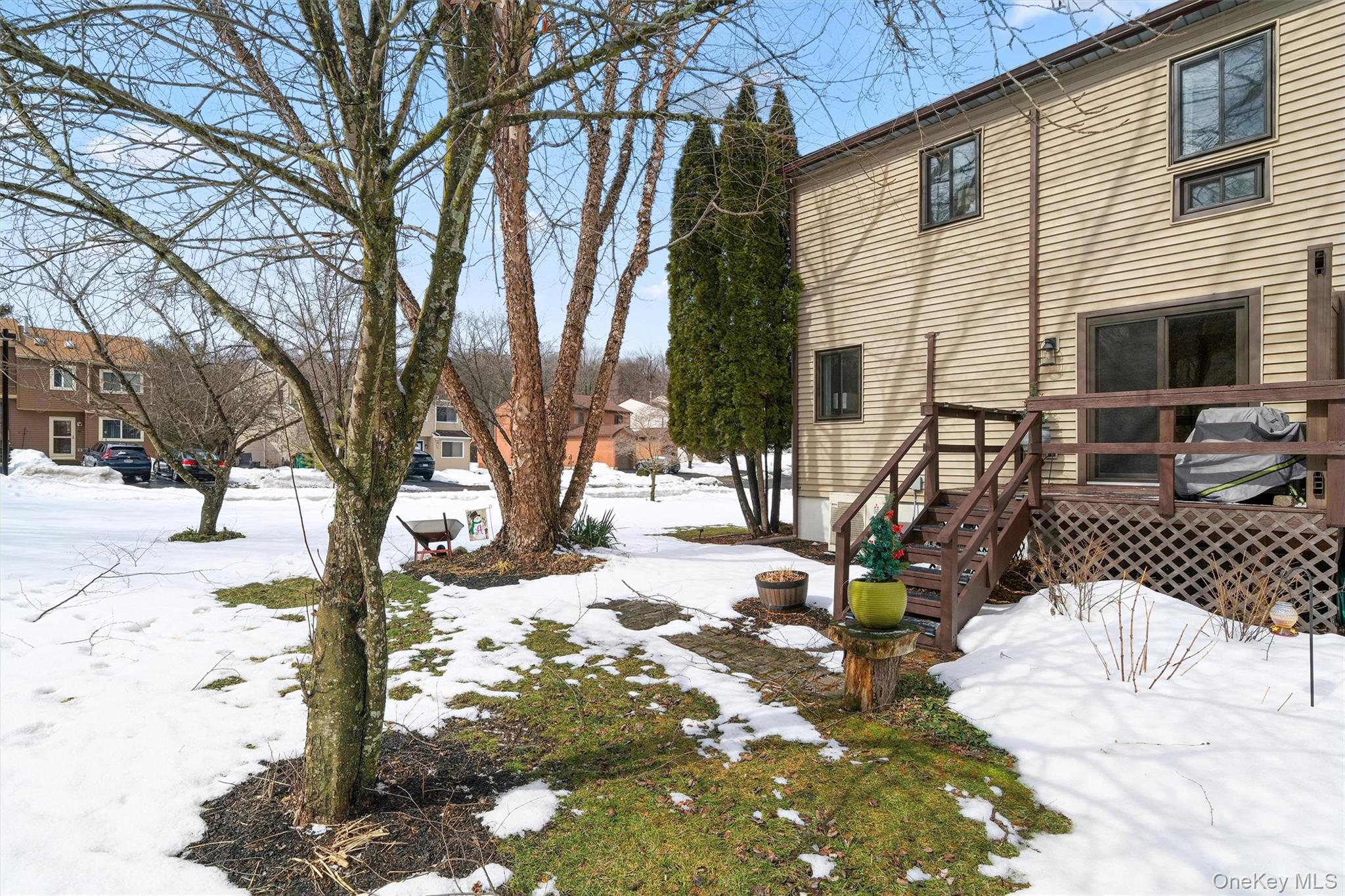 255 Sterling Place, Highland, NY 12528