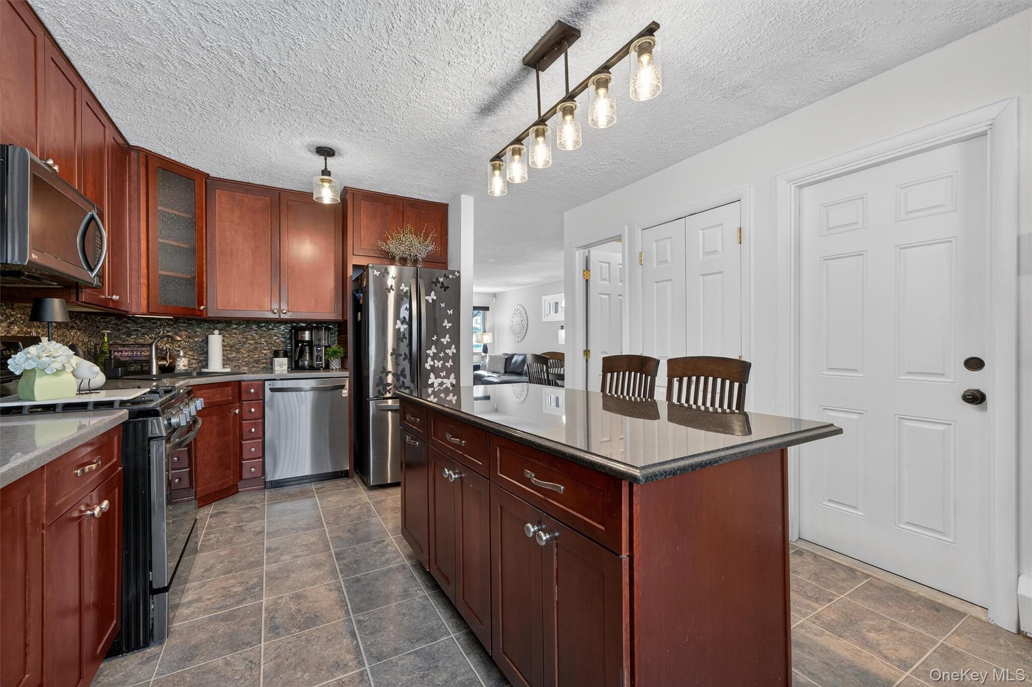 255 Sterling Place, Highland, NY 12528