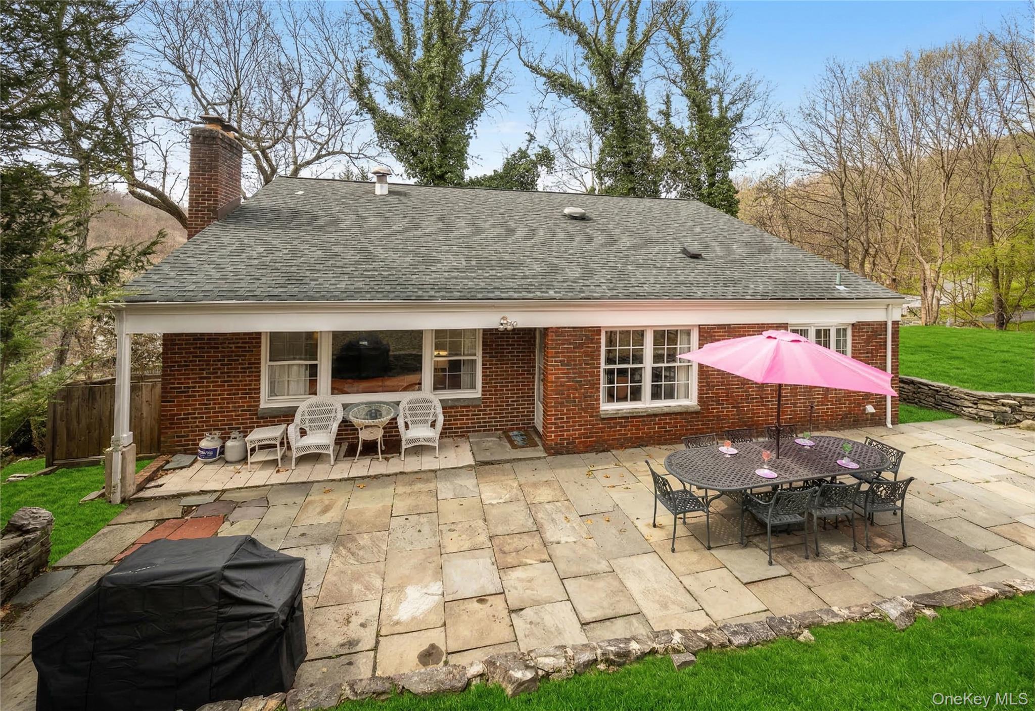 15 Stephenson Terrace, Briarcliff Manor, NY 10510