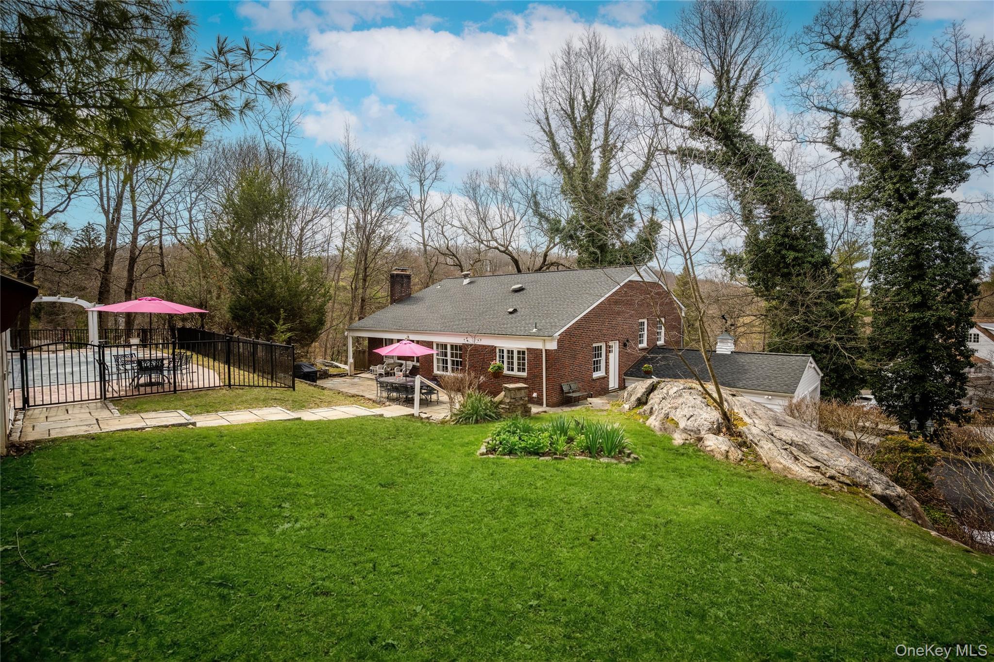 15 Stephenson Terrace, Briarcliff Manor, NY 10510