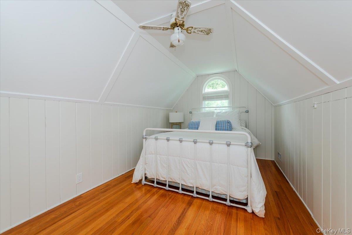 100 W Shore Drive, Southold, NY 11971