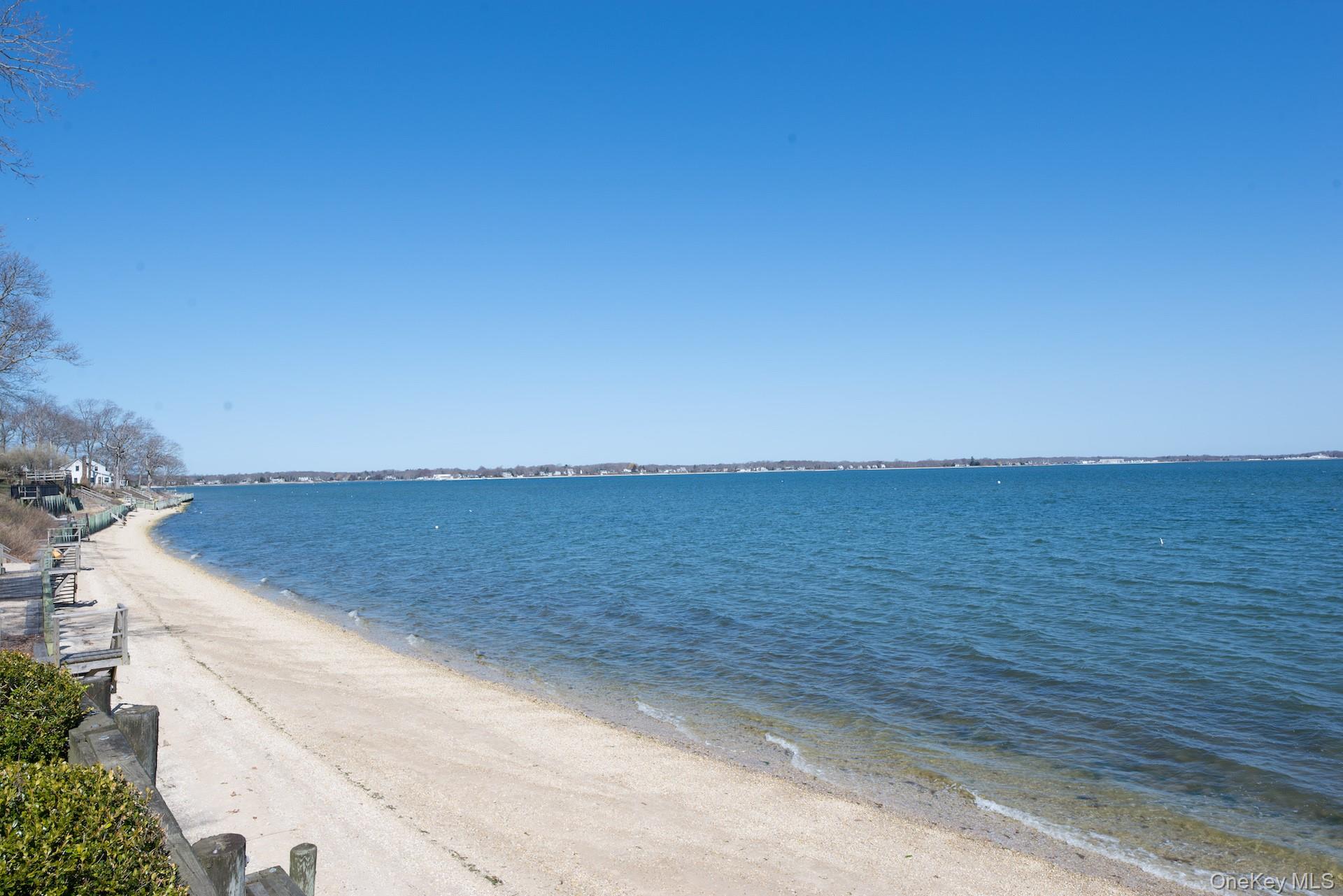 100 W Shore Drive, Southold, NY 11971