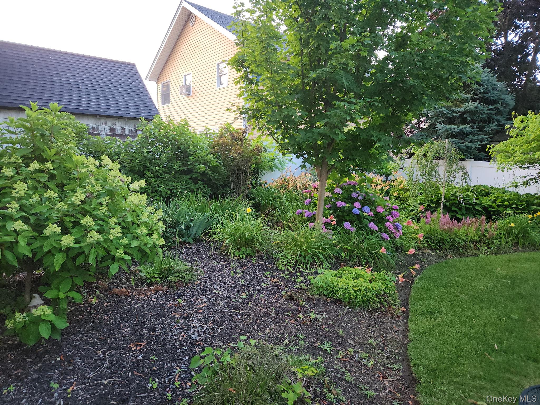 155 Smith Avenue, Islip, NY 11751